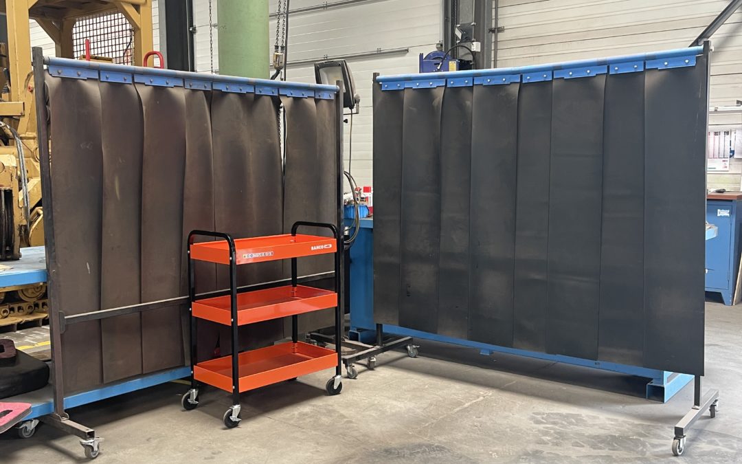 MOBILIER ET POSTE DE TRAVAIL